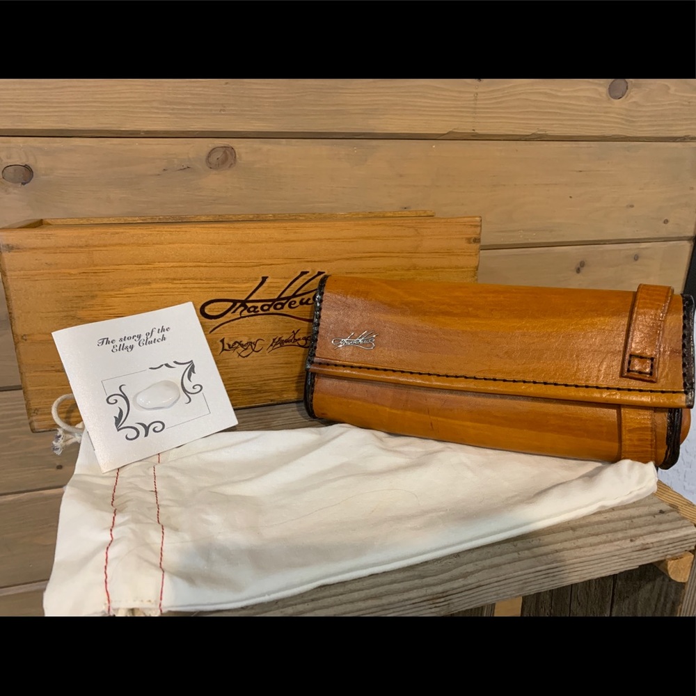 Thaddeus Du Bois Ellsy Clutch